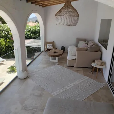Villa Beautiful Ibiza-style Dénia
